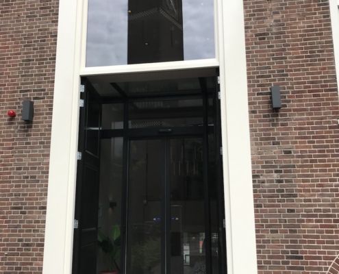 Automatische schuifdeur VinFlex hotel Utrecht